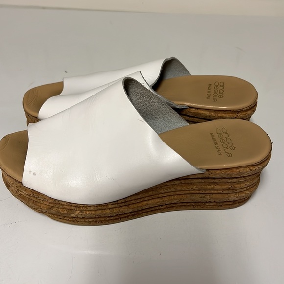 Andre Assous white sandals - Picture 2 of 6